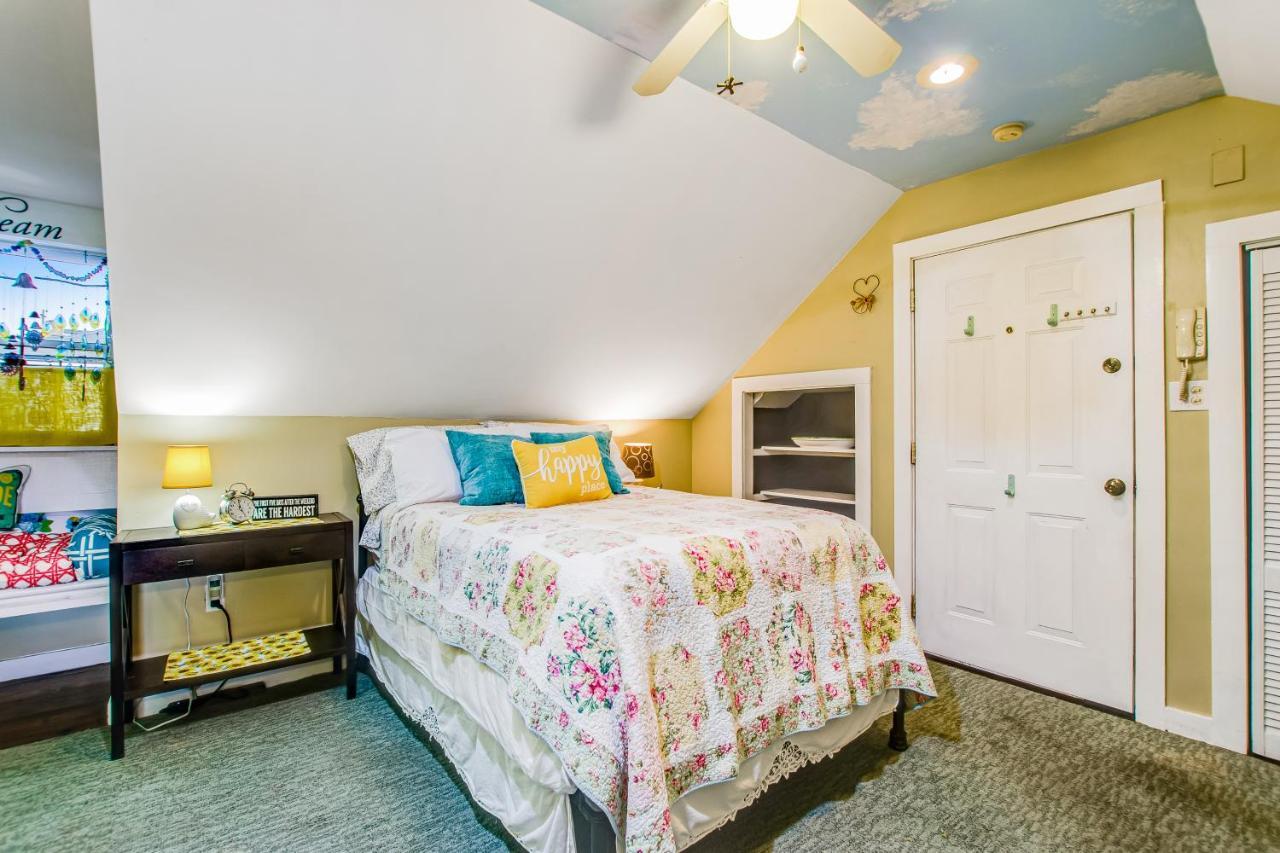 The Studio On Taylor Savannah Exterior photo