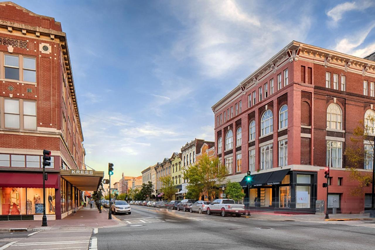 The Studio On Taylor Savannah Exterior photo