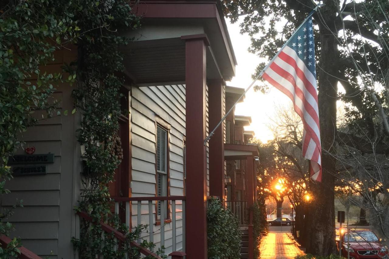 The Studio On Taylor Savannah Exterior photo